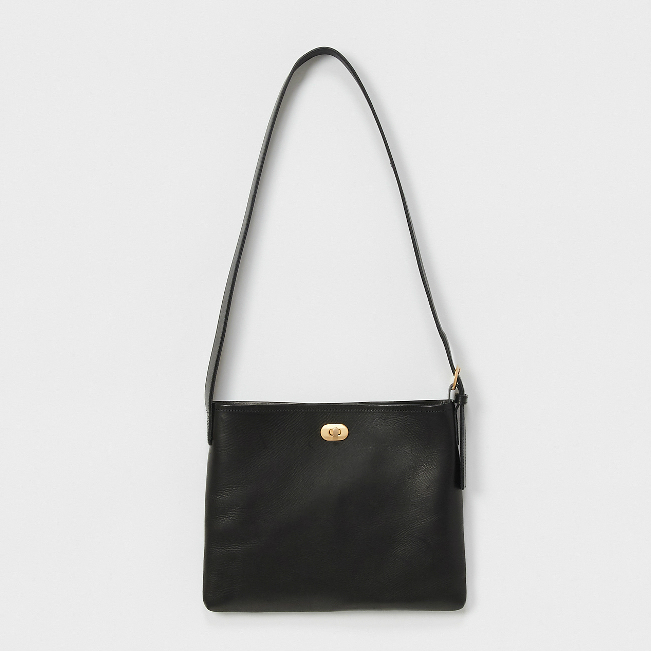 Hender Scheme / エンダースキーマ | twist buckle bag S