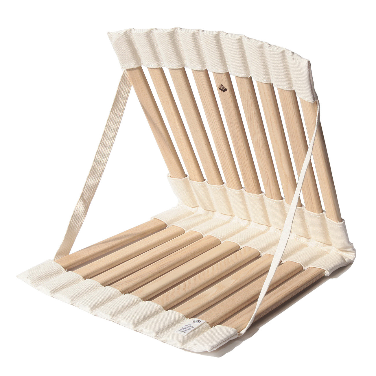 RESEARCH | HOLIDAYS in The MOUNTAIN 027 - Roll Chair - Beige