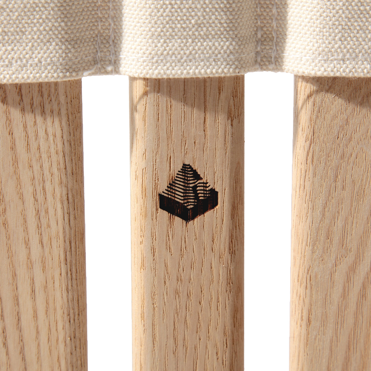 RESEARCH | HOLIDAYS in The MOUNTAIN 027 - Roll Chair - Beige