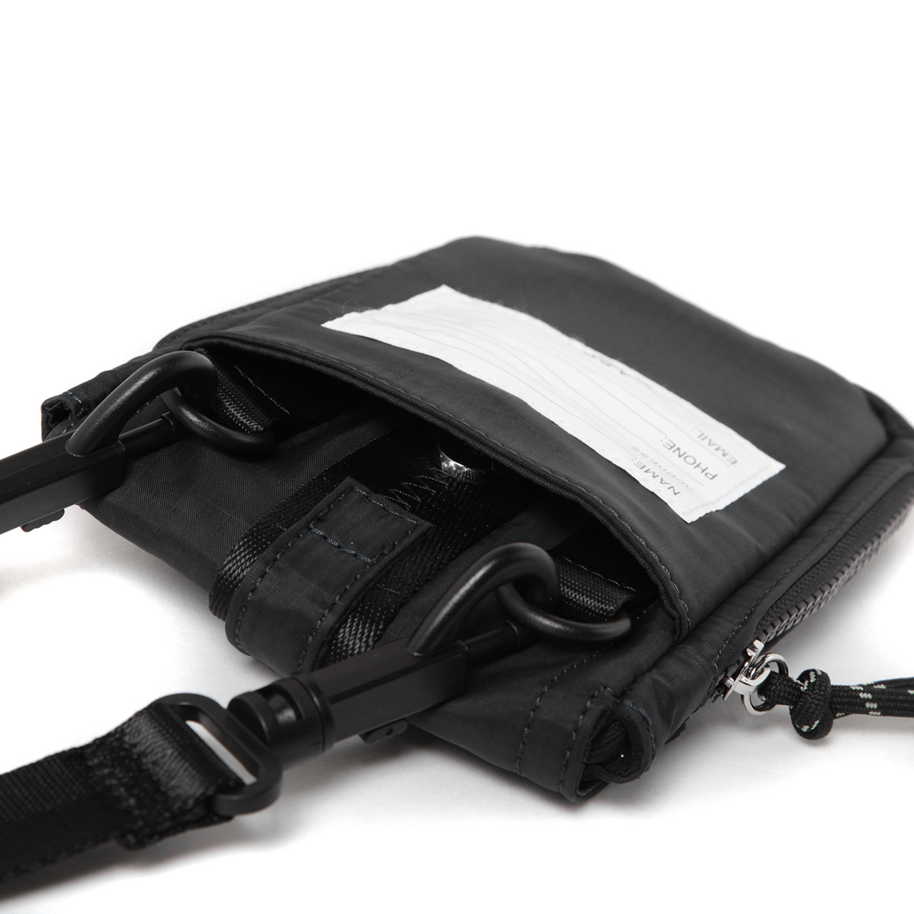 A.P.C. / アーペーセー | Trek クロスボディポーチ - Black | 通販