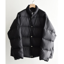 COMOLI / コモリ | ダウン ジャケット - Black