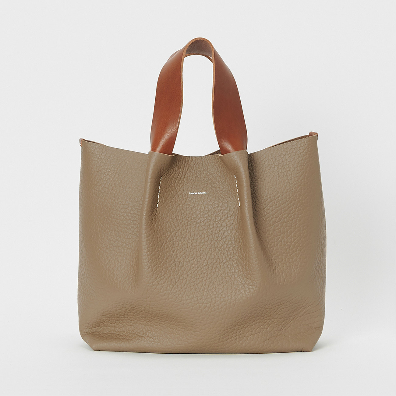 Hender Scheme / エンダースキーマ | piano bag medium - Taupe | 通販