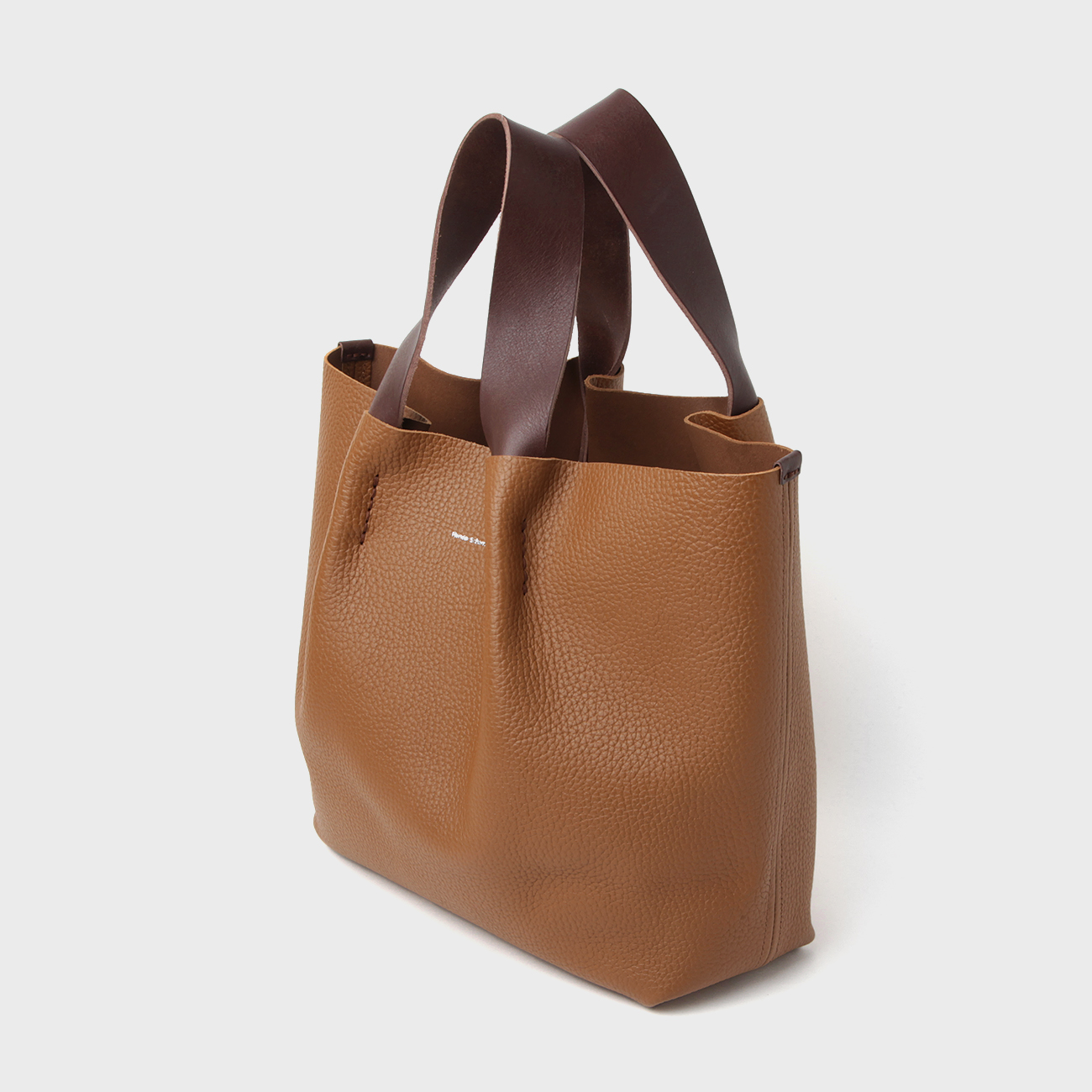 Hender Scheme / エンダースキーマ | piano bag medium - Brown