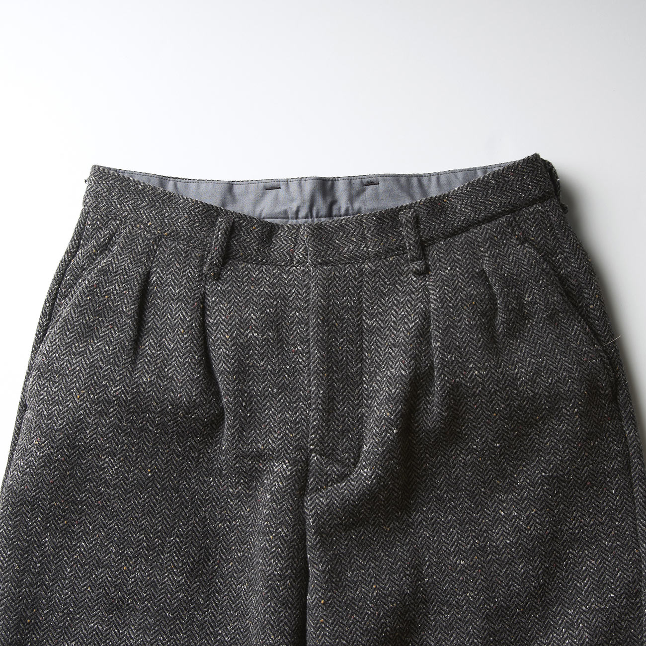 CURLY / カーリー | BLEECKER WIDE TROUSERS Herringbone - Black Hb