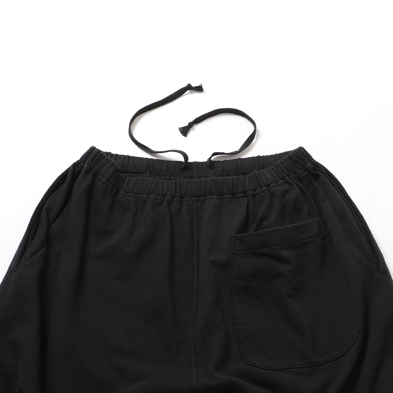 COMOLI / コモリ | LWコットン裏毛 ショーツ - Black | 通販