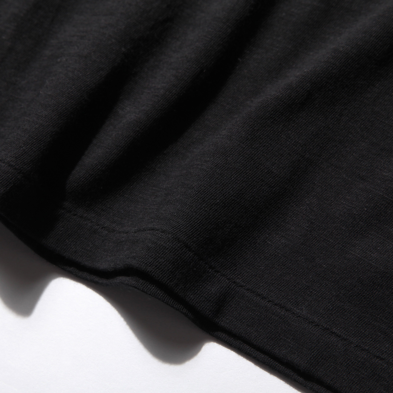 AURALEE / オーラリー | SEAMLESS HI NECK L/S TEE (メンズ) - Black