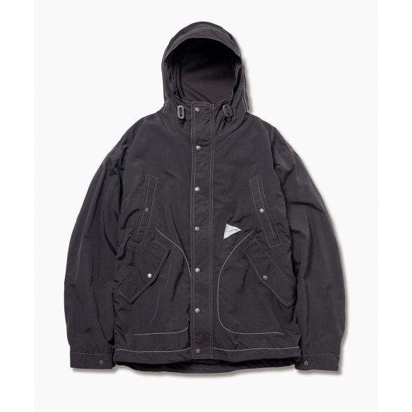 and wander アンドワンダー ブラック ナイロン アノラック　パーカー and wander NYLON DOUBLE CLOTH HOODIE アノラック プルオーバー