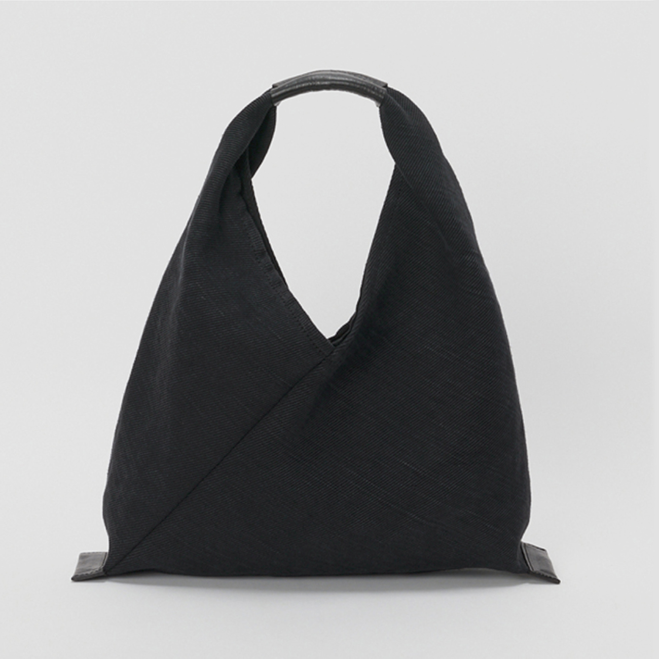 Hender Scheme / エンダースキーマ | azuma bag small - Black | 通販