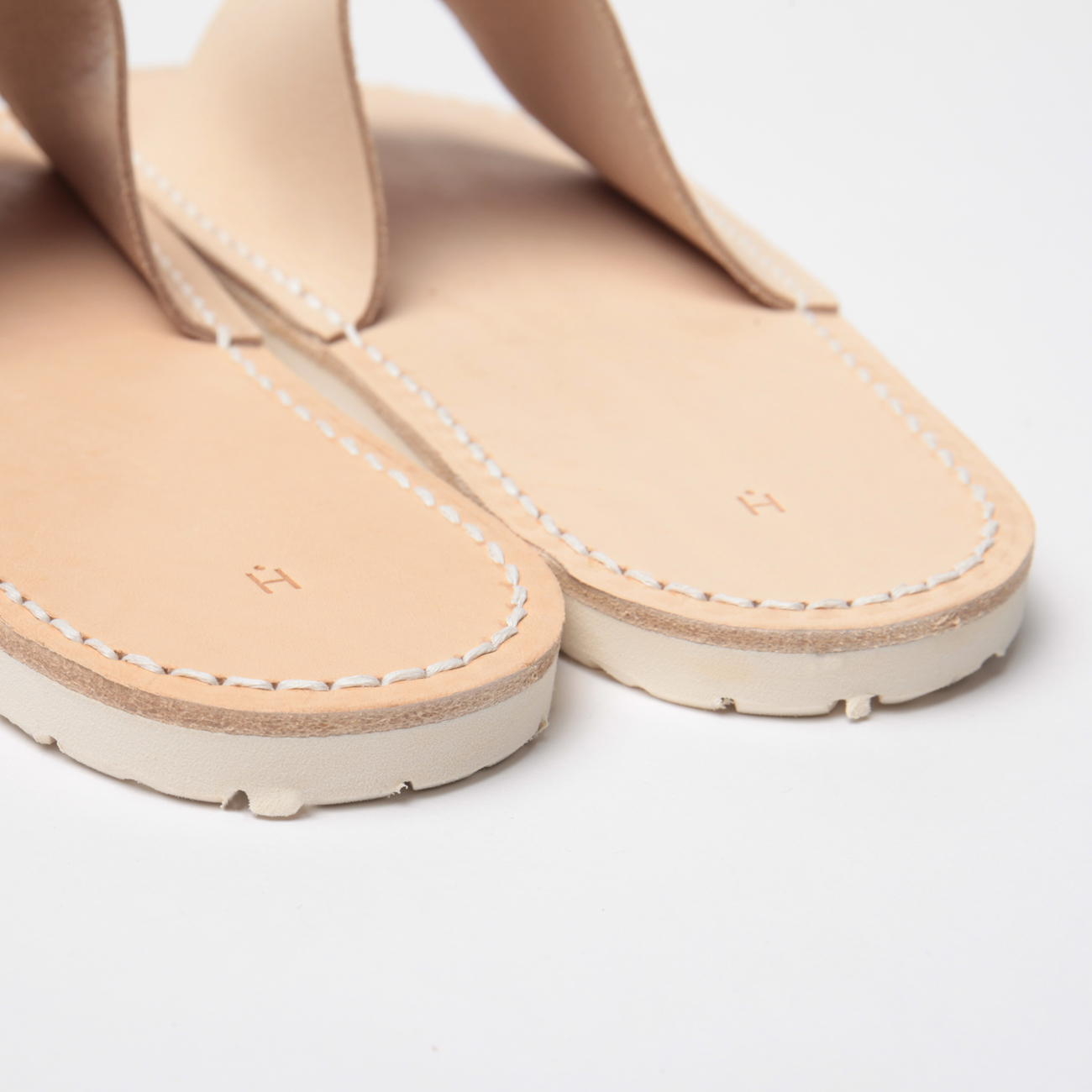 Hender Scheme / エンダースキーマ | atelier slipper - Natural