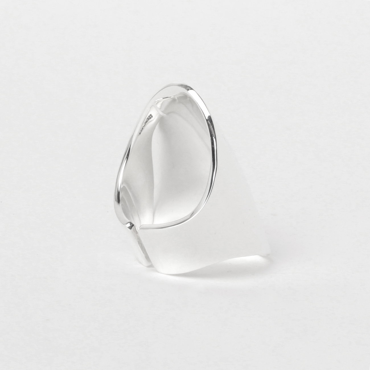 アクセサリー XOLO JEWELRY Shield Ring silver925