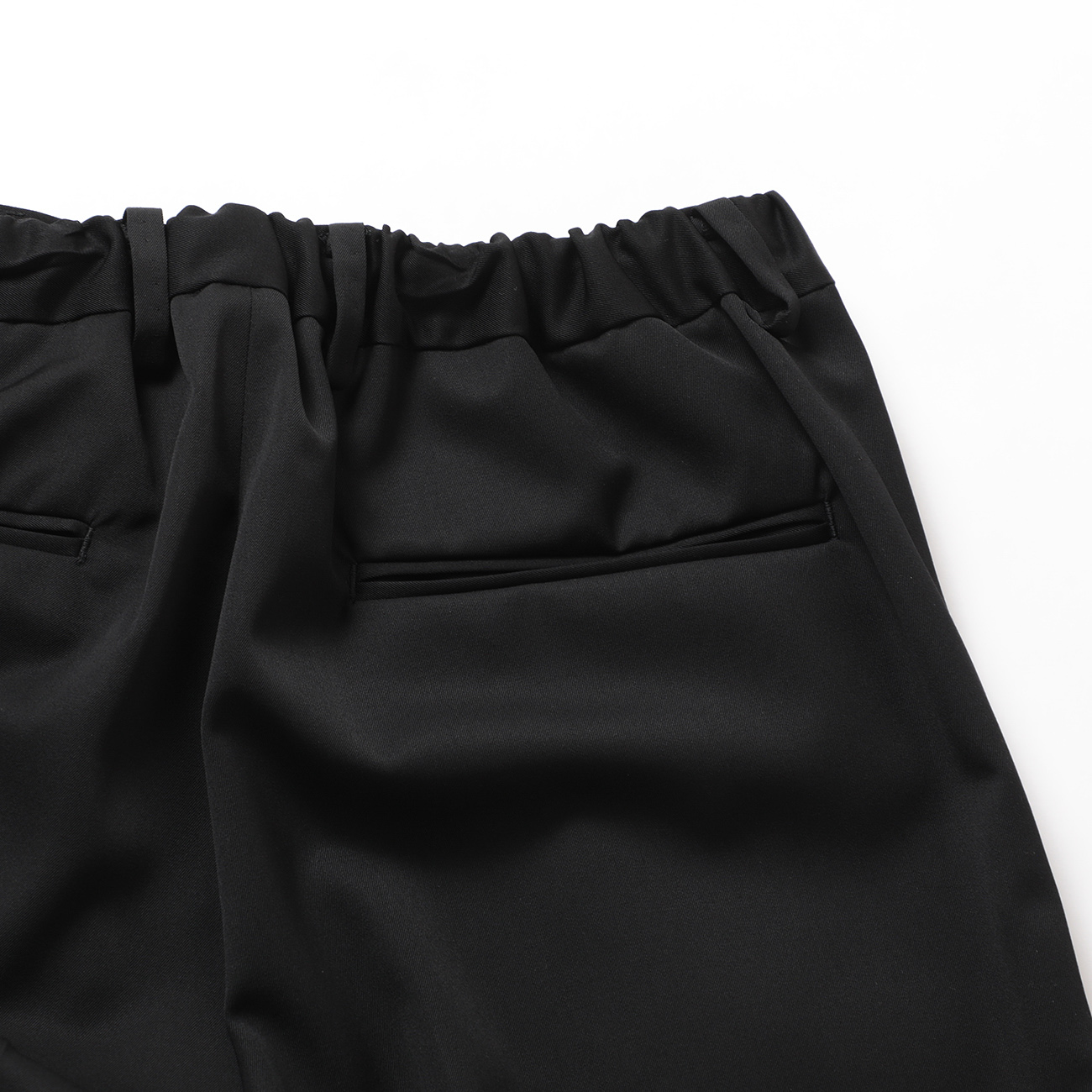 ssstein / シュタイン | TWO TUCK EASY TROUSERS - Black | 通販