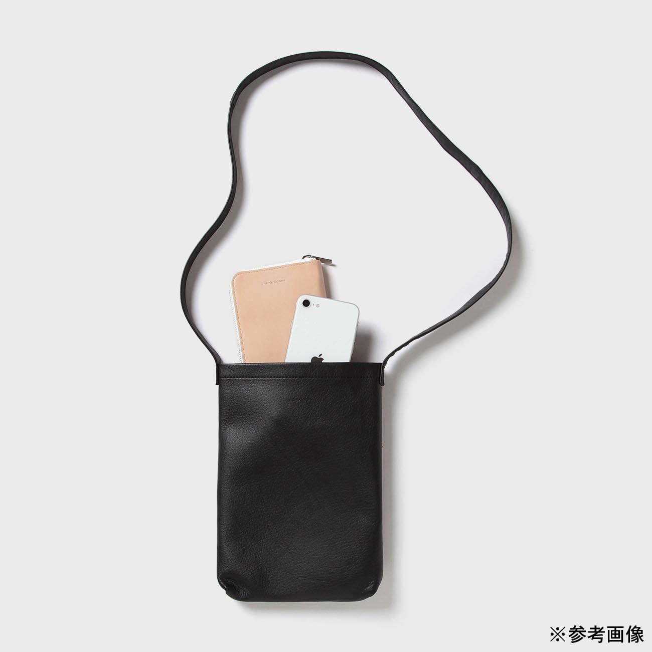 Hender Scheme / エンダースキーマ | cow shoulder small - Black