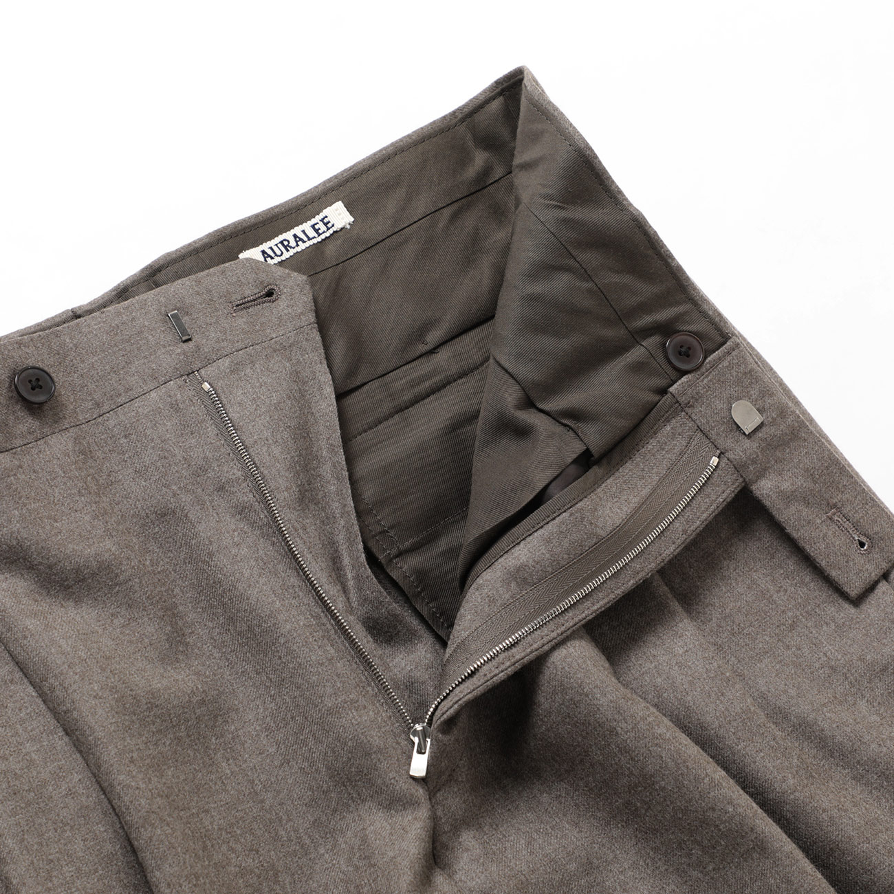 SUPER LIGHT WOOL SLACKS ウエスト