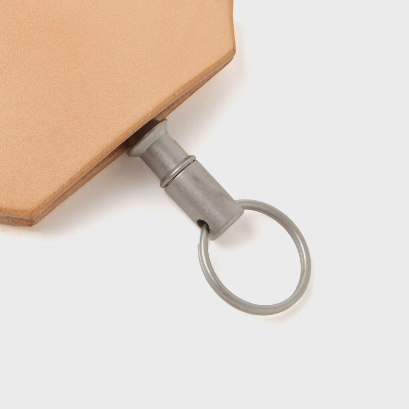 Hender Scheme / エンダースキーマ | key neck holder - Natural