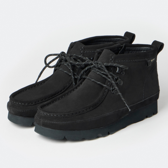 超美品の 【お1人様1点のみ】CLARKS × DAIWA ANGLER'S WALLABEE GTX SP - Black 靴