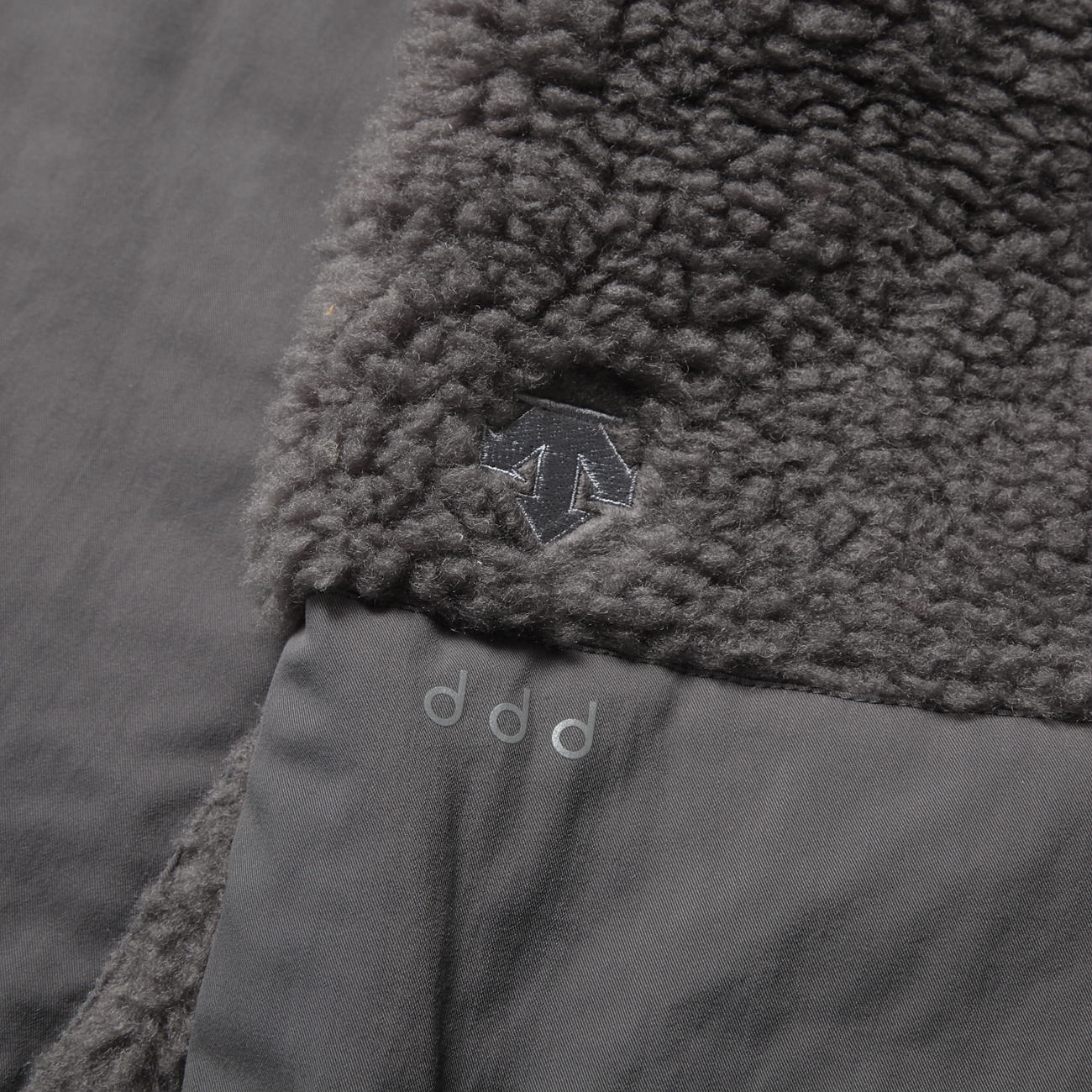 DESCENTE - DESCENTE PAUSE デサントポーズ BOA JACKET フリース DESCENTE トレーニング リバーシブルボアフリースジャケット