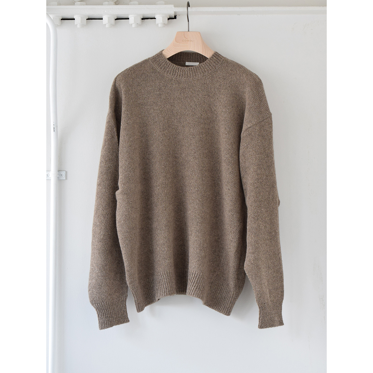 COMOLI／コモリ　カシミア クルーネックセーター  size3ご確認お願いします