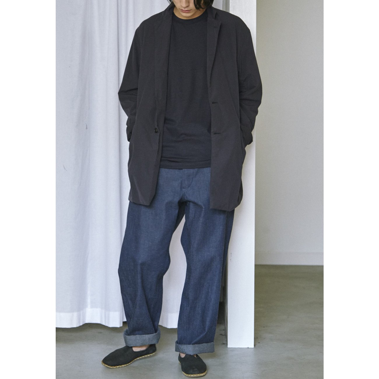 COMOLI / コモリ | ベルテッド デニムパンツ - Navy | 通販 - 正規取扱店 | COLLECT STORE / コレクトストア