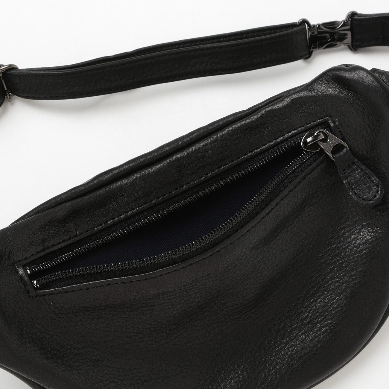 FUJITO / フジト | Leather Fanny Pack - Black | 通販 - 正規取扱店