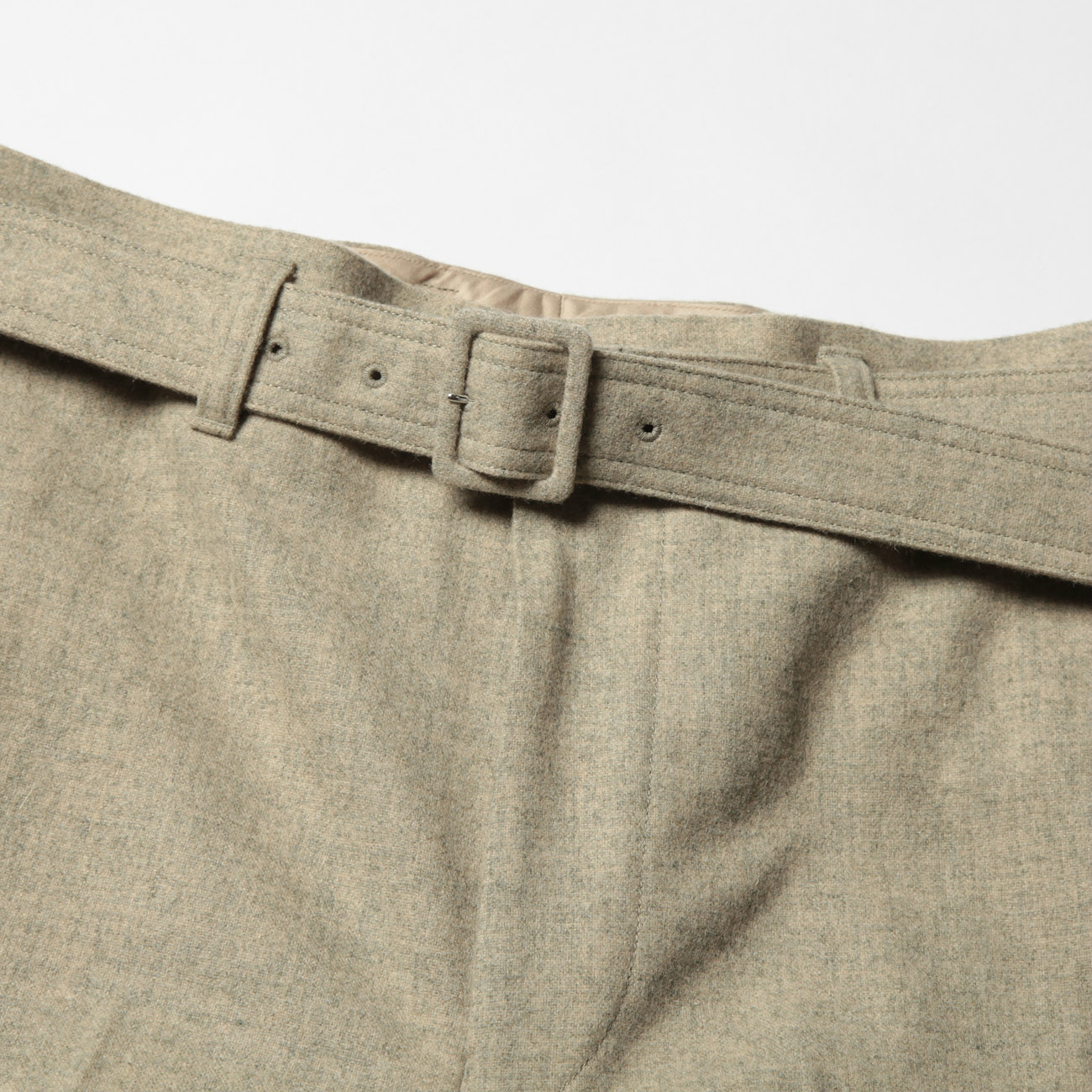 SUPER MILLED SHETLAND WOOL BELTED FIELD PANTS (メンズ) - Top Gray Beige