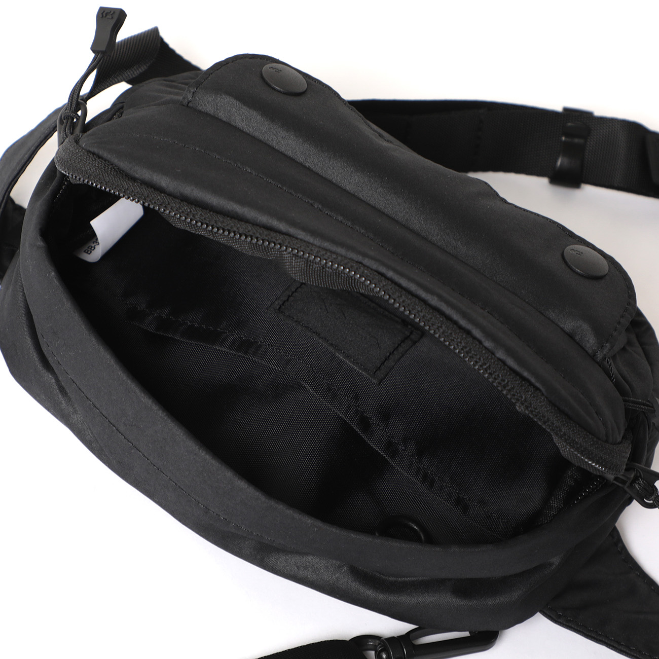 DAIWA PIER39 / ダイワピア39 | TECH FANNY PACK - Black | 通販