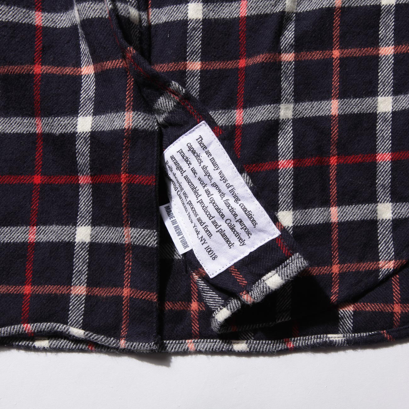 ENGINEERED GARMENTS | Work Shirt - Plaid Flannel - Navy / White