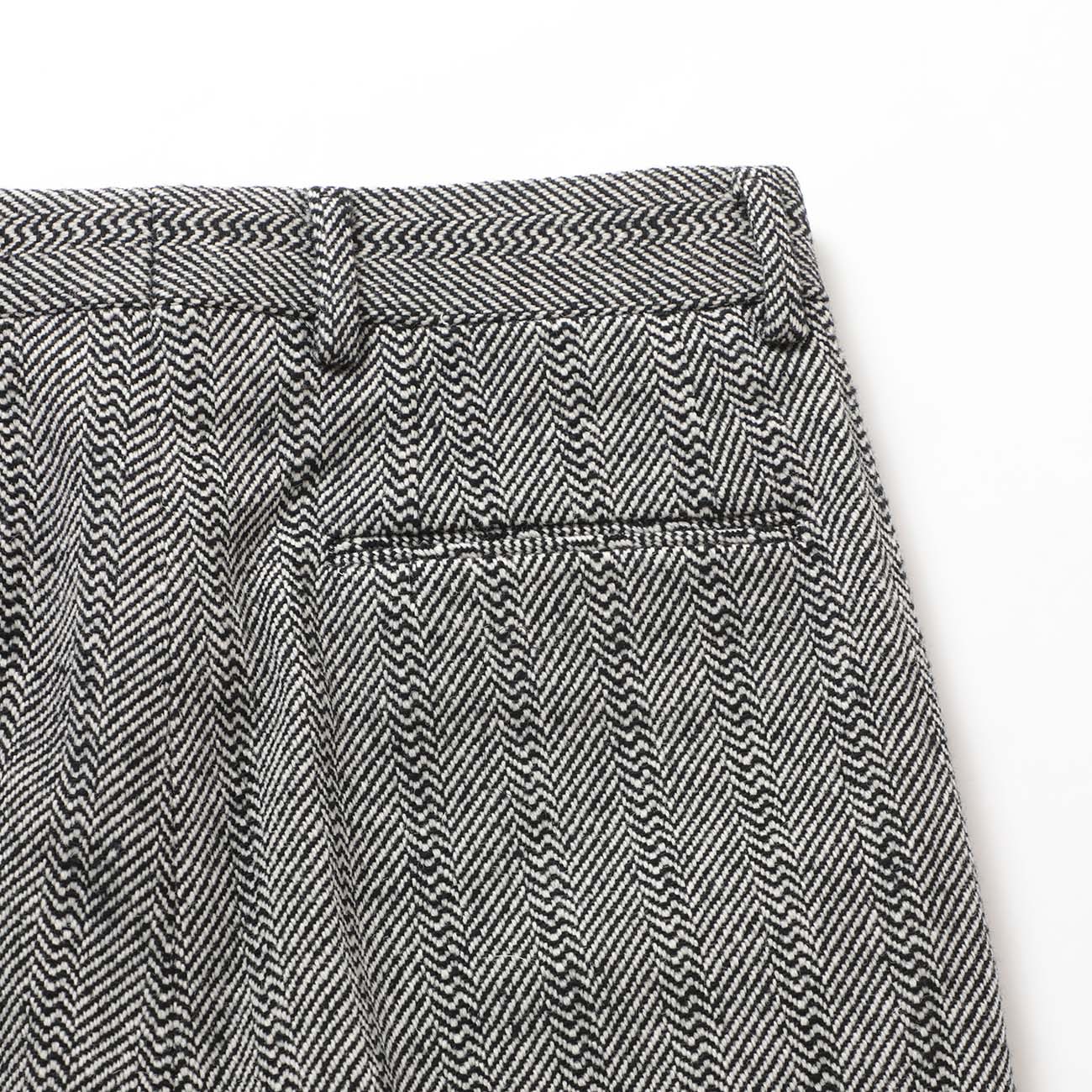 NEAT / ニート | Random Herringbone Wide - Black×White | 通販