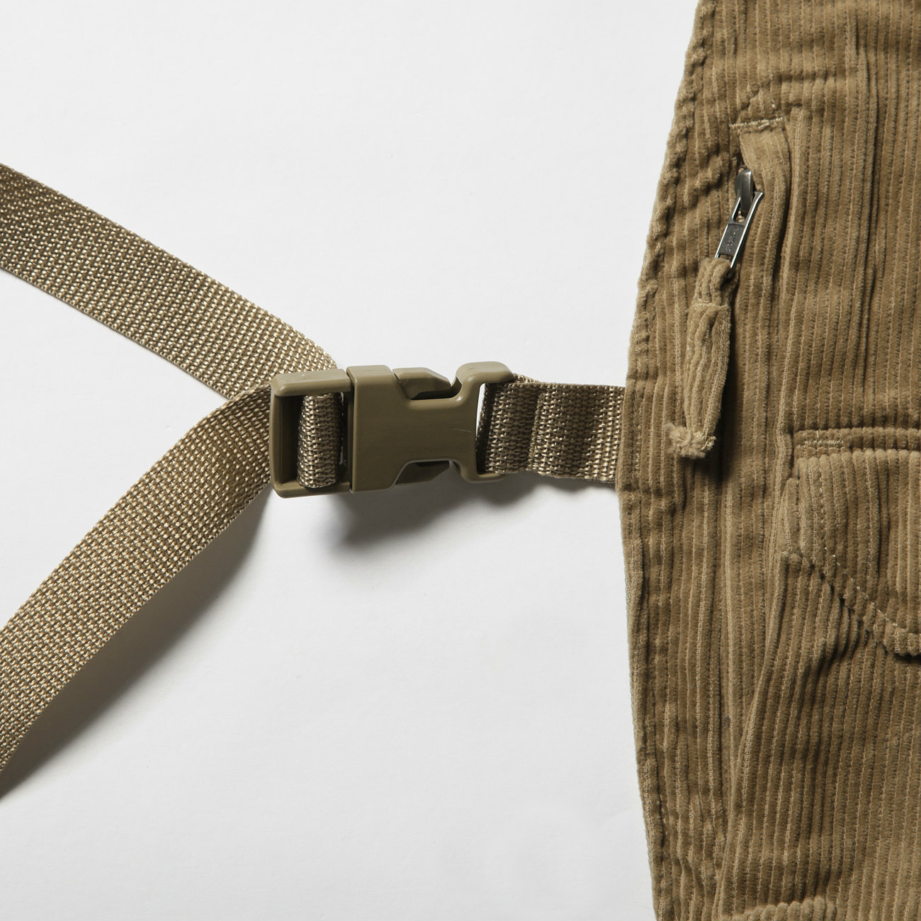●Engineered Garments ショルダーベスト 8Wコーデュロイ ENGINEERED GARMENTS / エンジニアドガーメンツ | Shoulder Vest - 8W