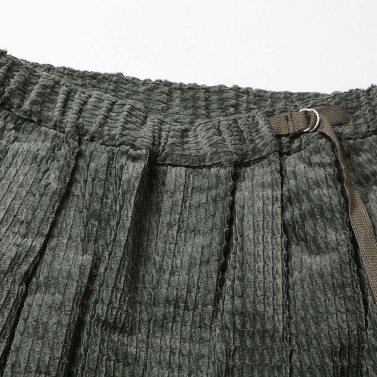 Dulcamara / ドゥルカマラ | ロープコールタックワイドパンツ - Gray