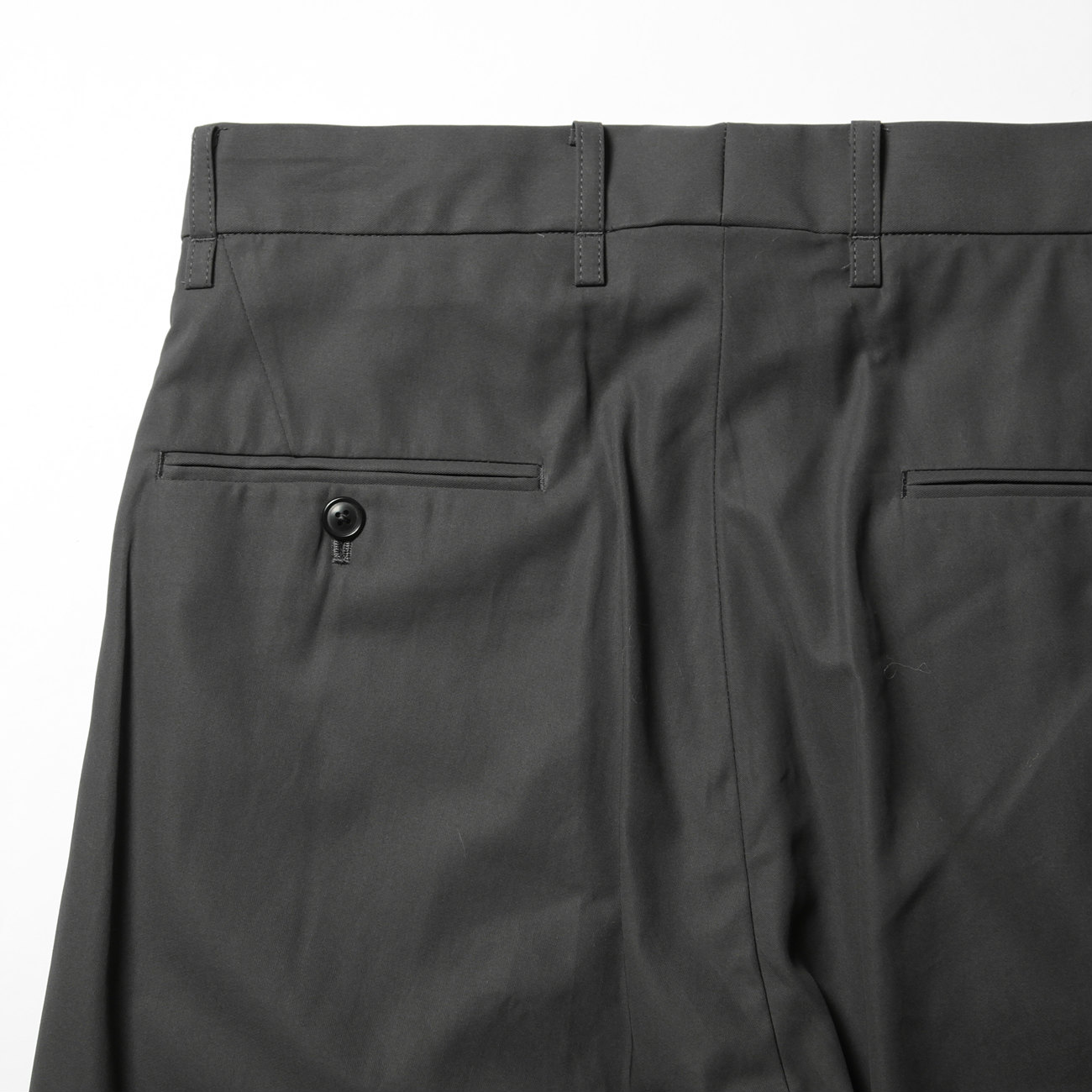 URU / ウル | COTTON GABARDINE / INVERTED PLEATS PANTS