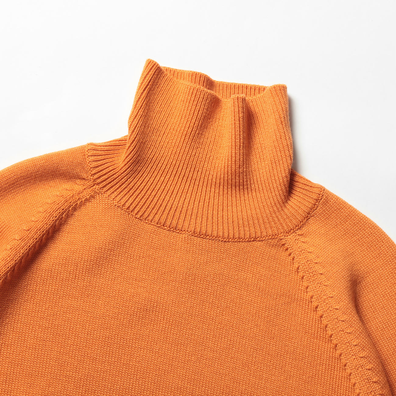 BATONER / バトナー | AGING WOOL RAGLAN SLEEVE TURTLE NECK