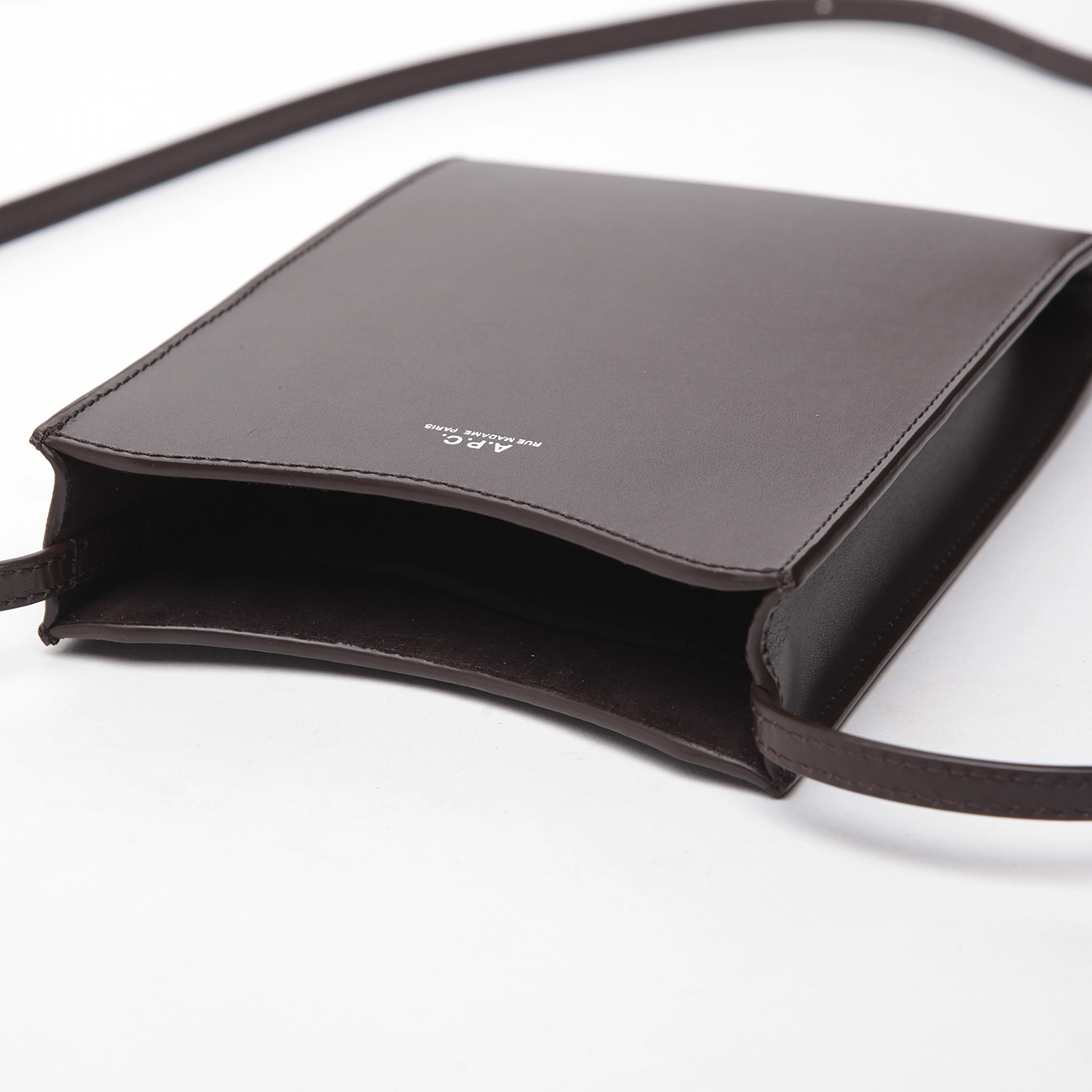 A.P.C. ジェイミー ネックポーチ 新品 ブラック レザーバッグ APC