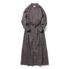 ENGINEERED GARMENTS / エンジニアドガーメンツ | Banded Collar Dress - Cotton Deco Print (レディース) - Burgundy