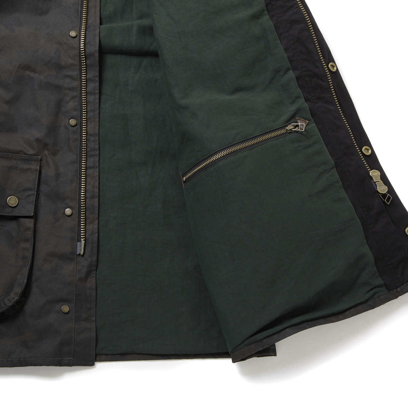 AUBERGE / FALKLAND CAMO オーベルジュ ブルゾンサイズ40 AUBERGE / FALKLAND CAMO オーベルジュ ブルゾンサイズ40 - メルカリ