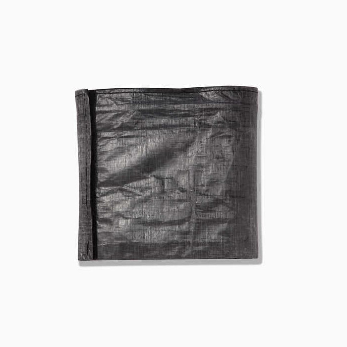 and wander / アンドワンダー | Dyneema wallet - Charcoal | 通販