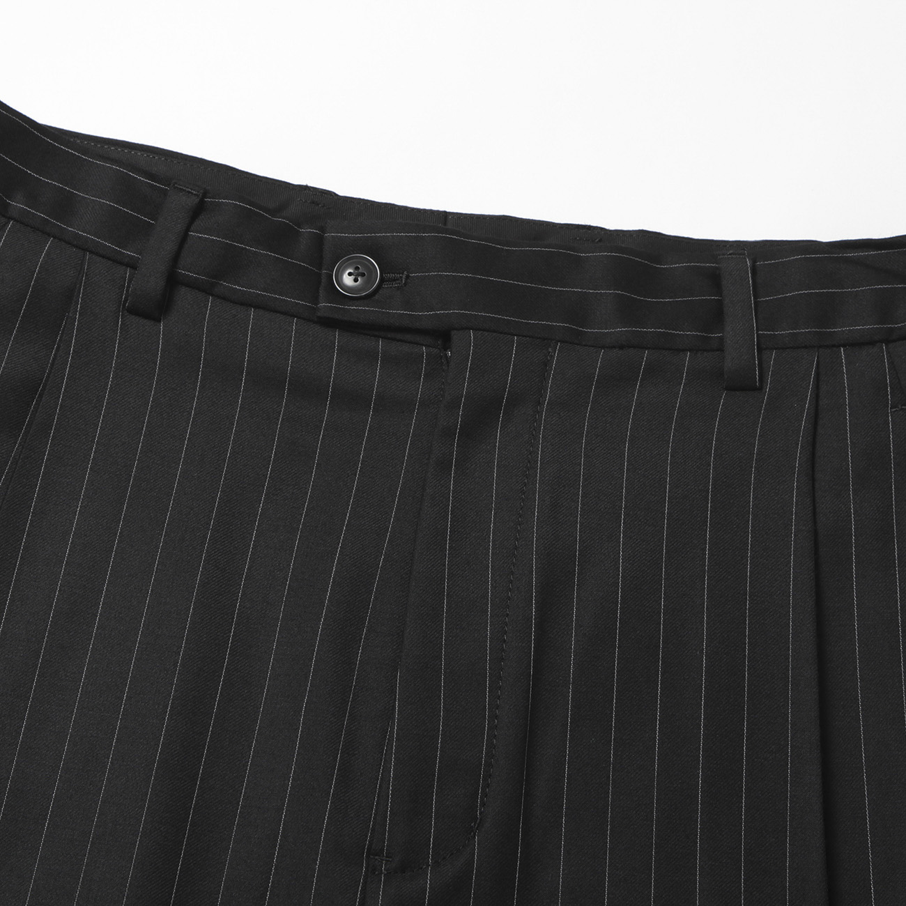 URU / ウル | WOOL STRIPE - 1 TUCK PANTS - Black | 通販 - 正規取扱