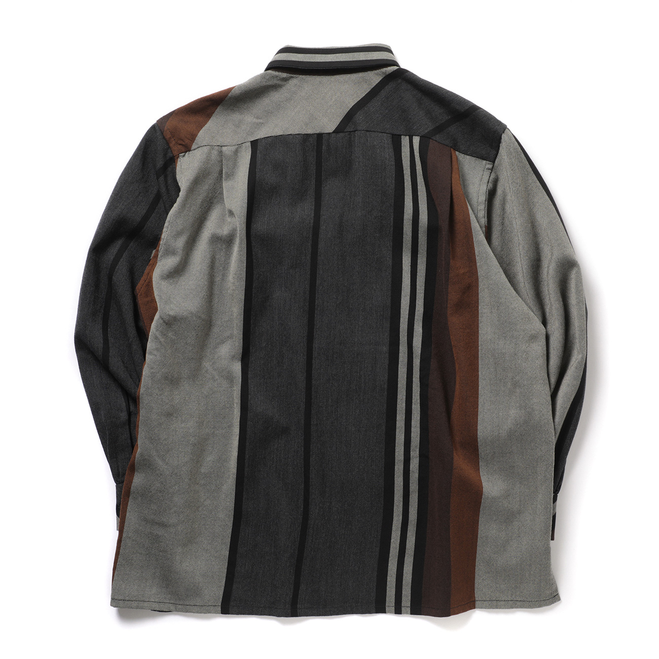 leeway　エンジニアドガーメンツ ENGINEERED GARMENTS〉仏発 〈K-WAY〉 とのコラボレーション第2弾