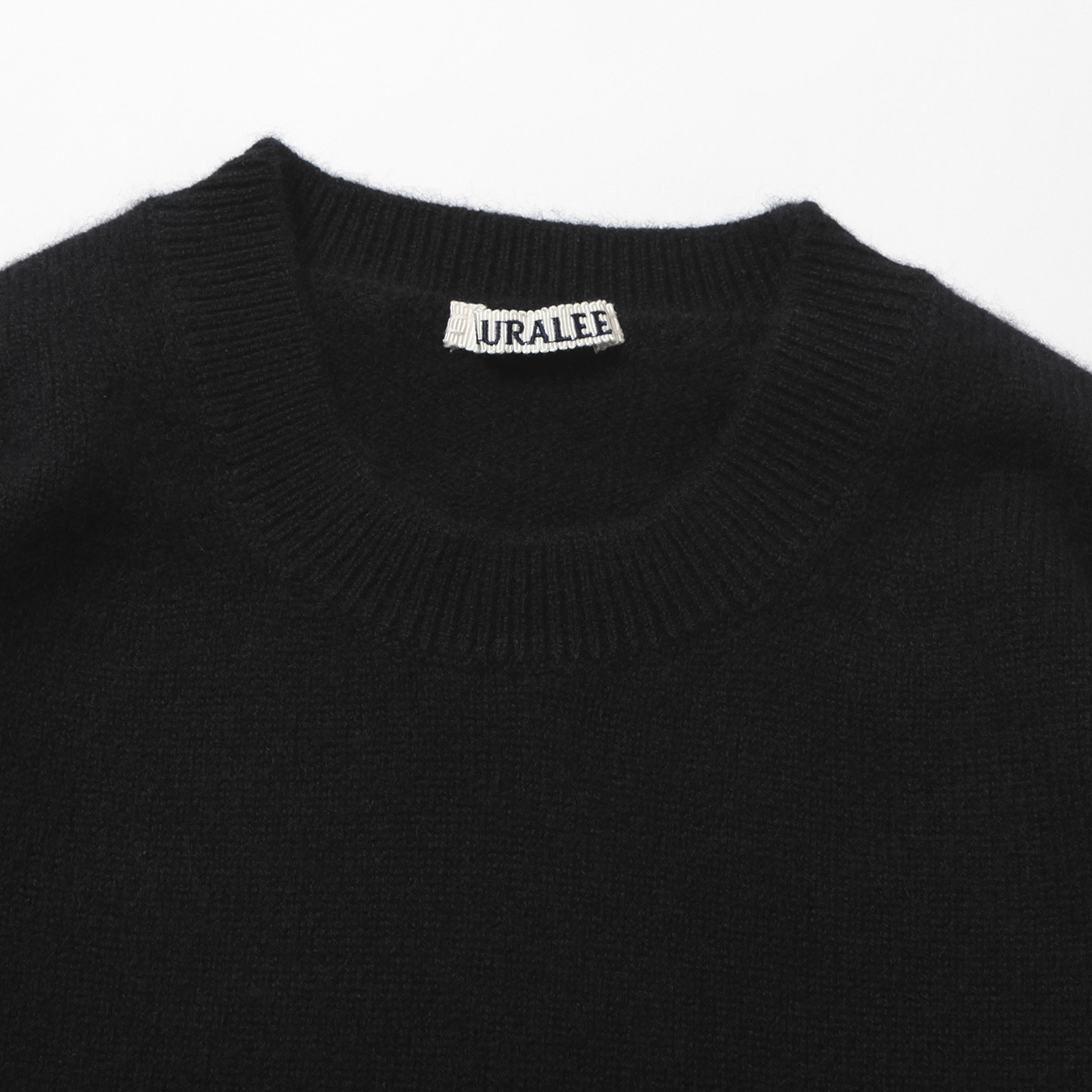 AURALEE / オーラリー | BABY CASHMERE KNIT P/O (メンズ) - Top Black