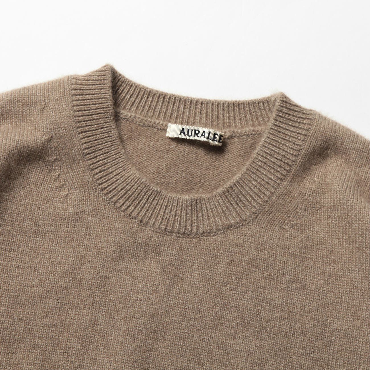 AURALEE / オーラリー | BABY CASHMERE KNIT P/O (メンズ) - Natural