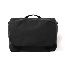 MONOLITH / モノリス | SHOULDER PRO FLAP M - Black