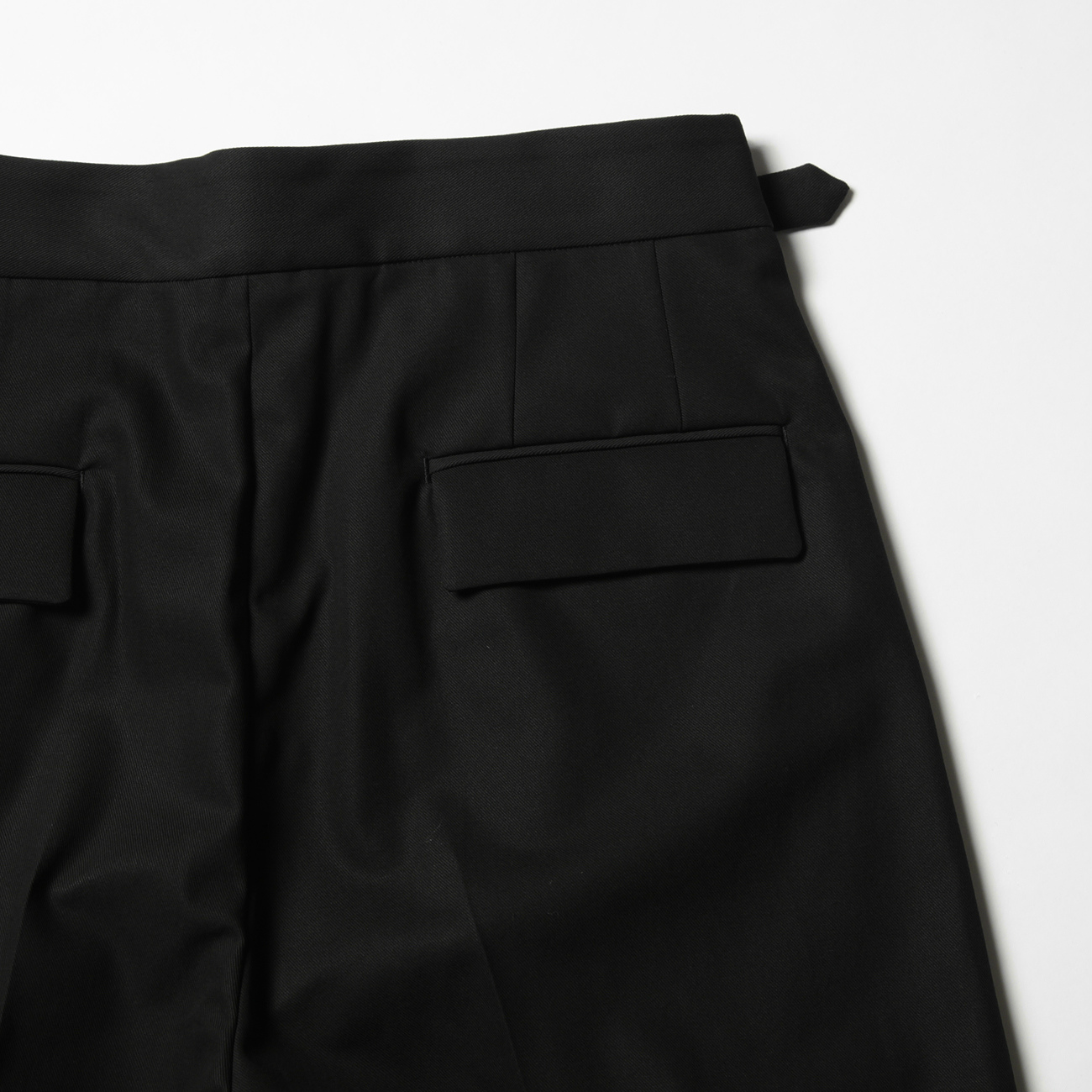 YOKE / ヨーク | 2TUCK WIDE GURKHA TROUSERS - Black | 通販 - 正規