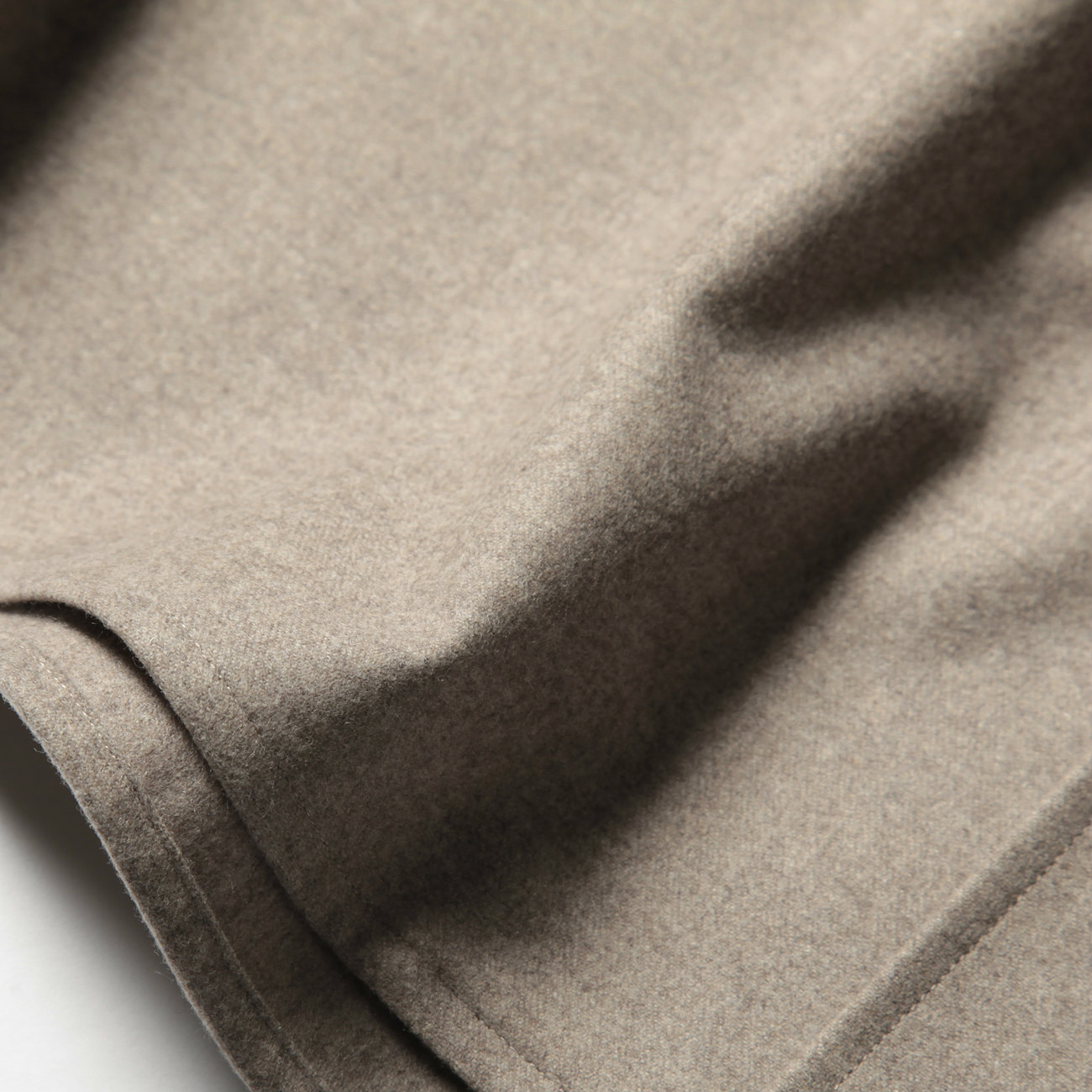 【美品】AURALEF オーラリー ベージュ 長袖シャツ コットン100% 美品】AURALEF オーラリー ベージュ 長袖シャツ コットン100