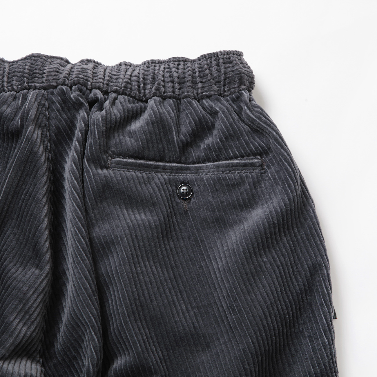 S.F.C Stripes For Creative / エスエフシー | WIDE TWO TUCK PANTS