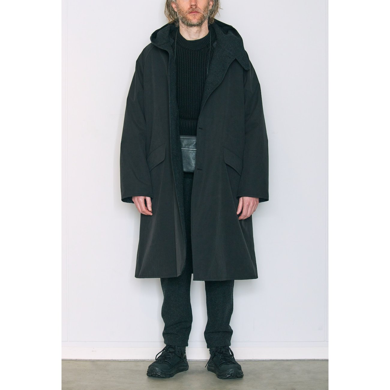 【18AW/希少品】comoli フーデッドコート ブラック サイズ 2