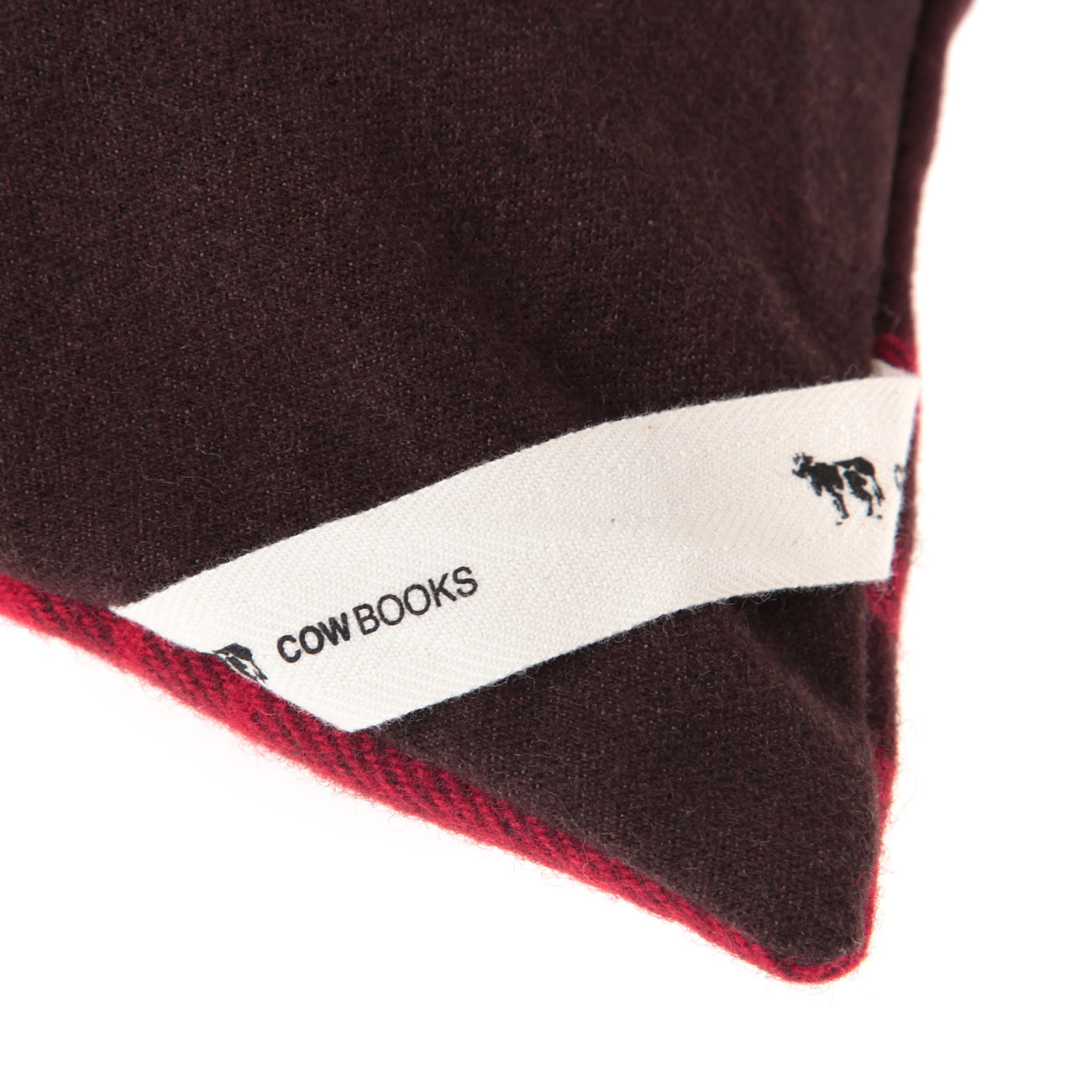 COW BOOKS / カウブックス|Reading Cushion Large - Red | 通販 - 正規 