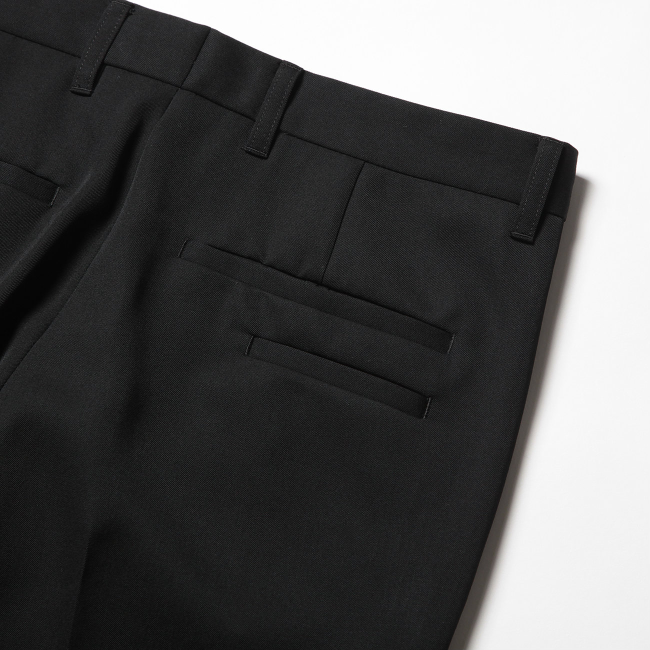 LOWITT / Slim Tailored Pants - Black