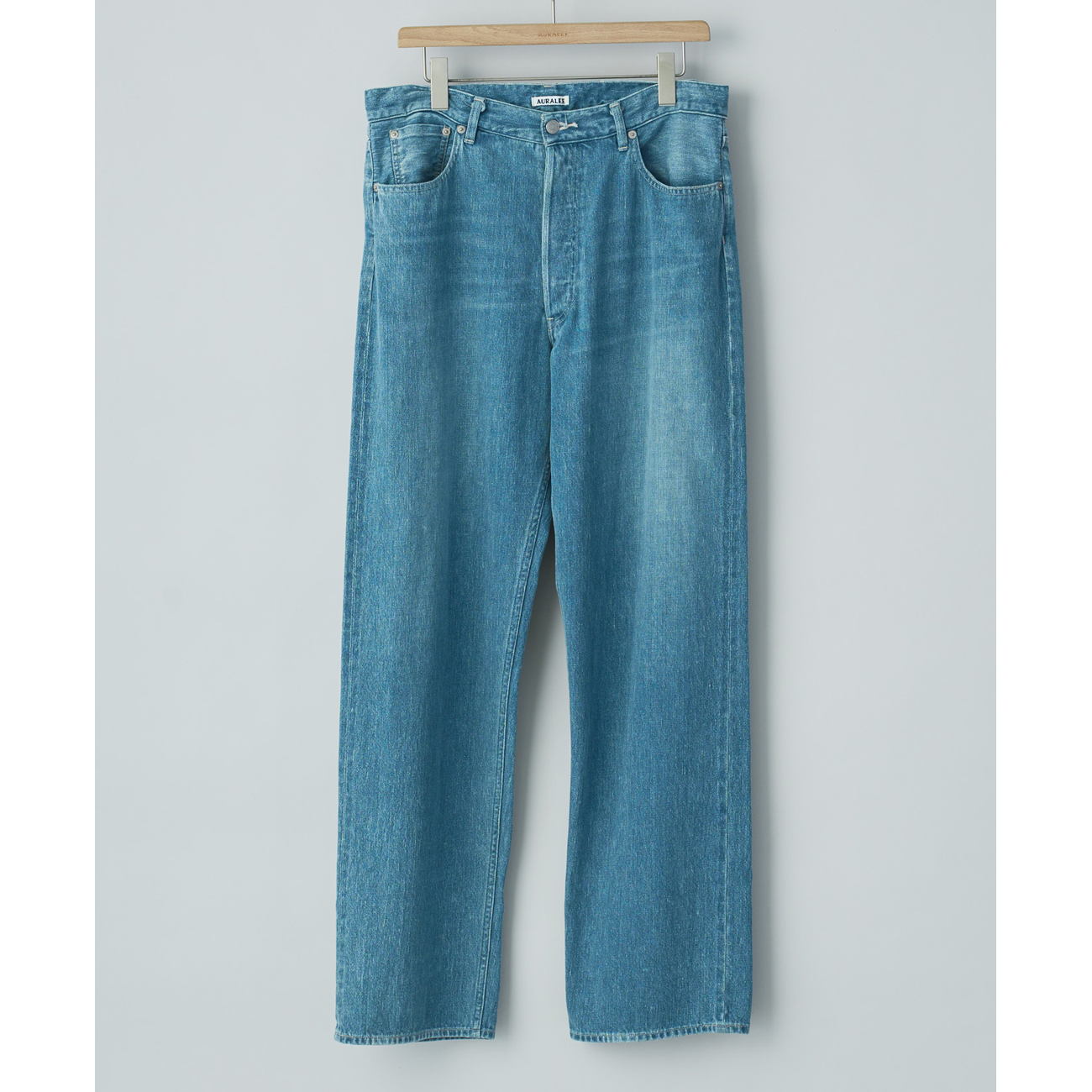 AURALEE / オーラリー | SELVEDGE FADED LIGHT DENIM PANTS