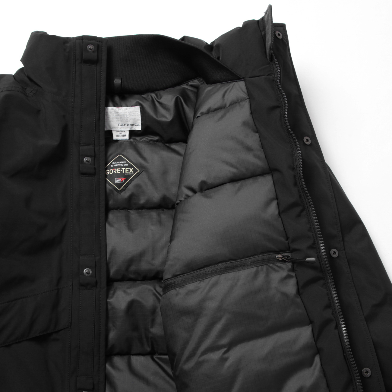 GORE-TEX Short Down Jacket - Black