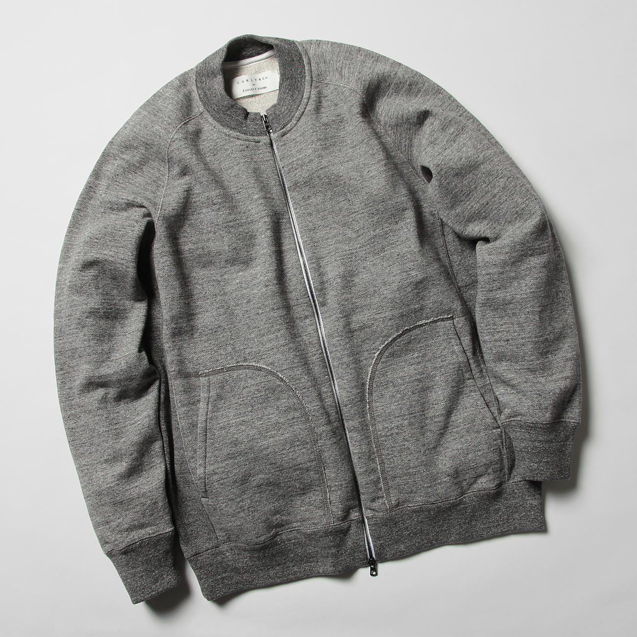 CURLY / カーリー | RAFFY ZIP CREW exclusively at COLLECT STORE - Charcoal | 通販  - 正規取扱店 | COLLECT STORE / コレクトストア