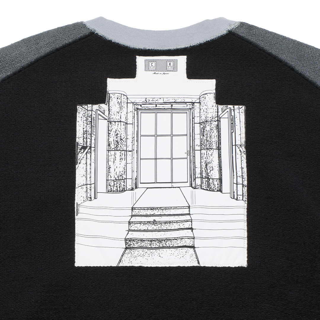 C.E / シーイー | PANEL SHOULDER HEAVY CREW NECK - Black | 通販